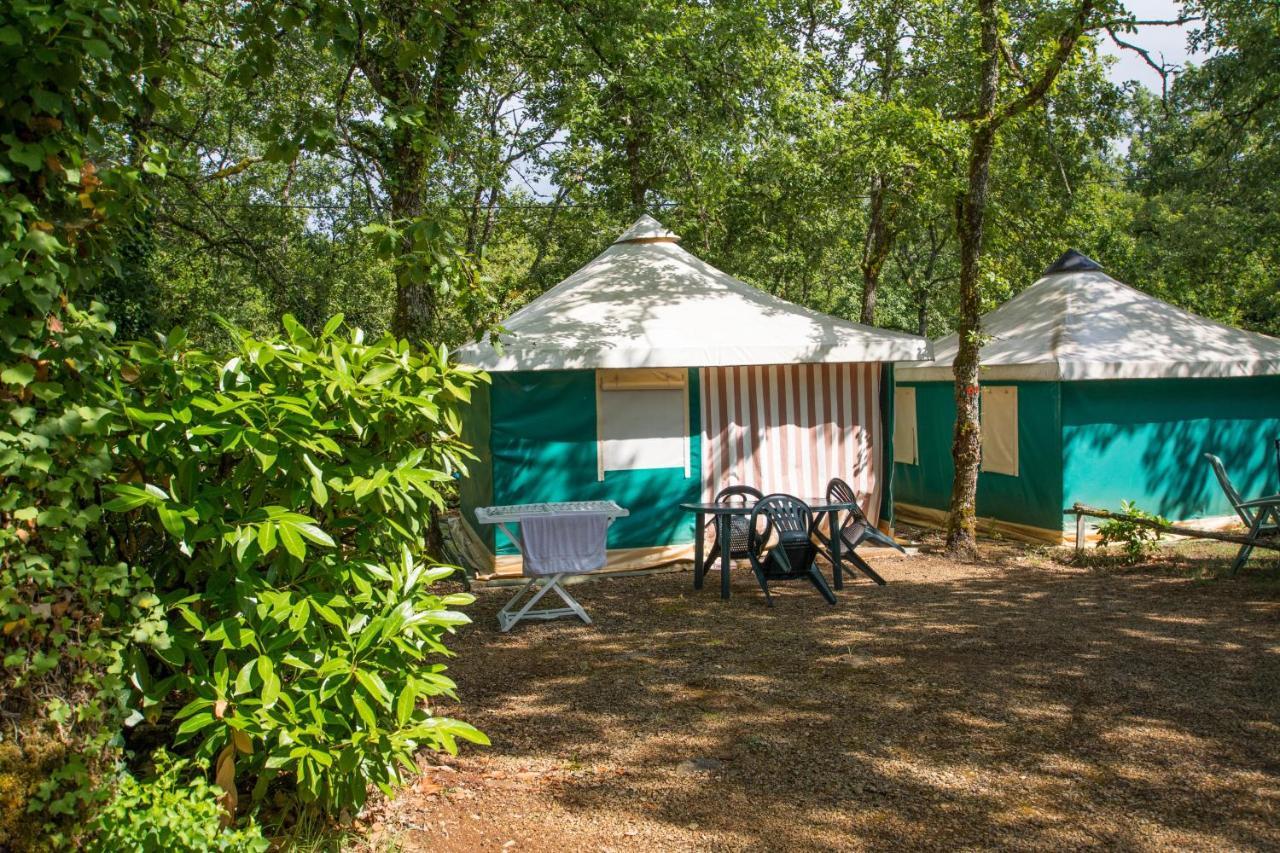 Camping Au Bois Dormant Ξενοδοχείο Chauffour-sur-Vell Εξωτερικό φωτογραφία