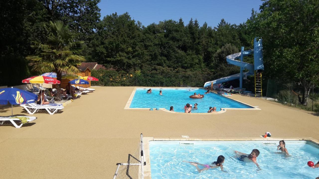 Camping Au Bois Dormant Ξενοδοχείο Chauffour-sur-Vell Εξωτερικό φωτογραφία