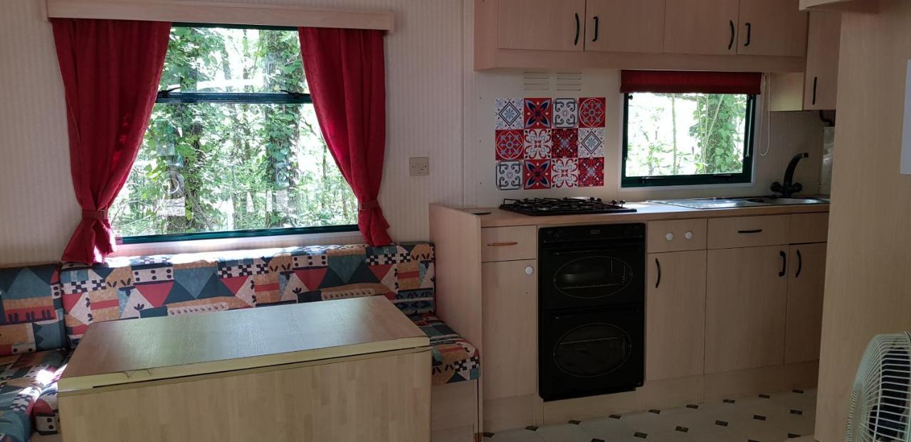 Camping Au Bois Dormant Ξενοδοχείο Chauffour-sur-Vell Εξωτερικό φωτογραφία