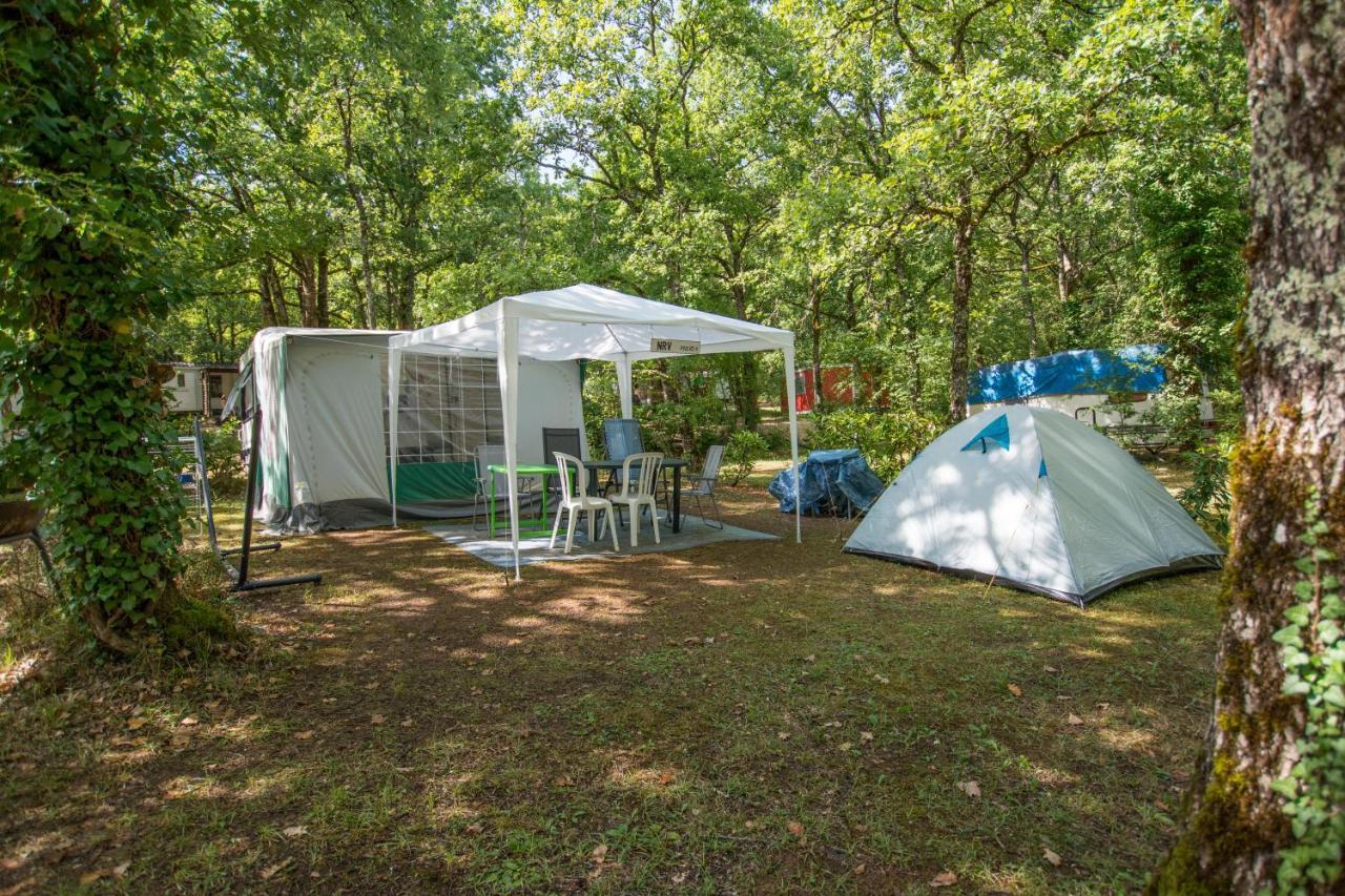 Camping Au Bois Dormant Ξενοδοχείο Chauffour-sur-Vell Εξωτερικό φωτογραφία