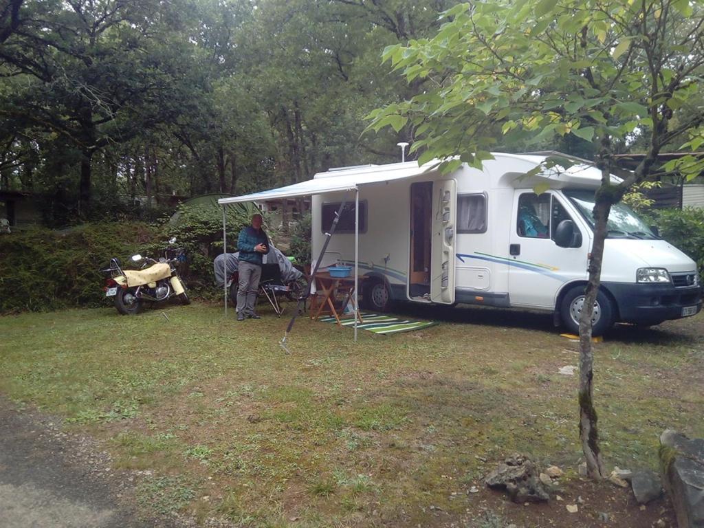Camping Au Bois Dormant Ξενοδοχείο Chauffour-sur-Vell Εξωτερικό φωτογραφία
